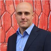 Cerchi di districarti tra Idee platoniche e Dialettiche hegeliane? Laureato magistrale in filosofia con doppio titolo italo-tedesco offre lezioni per studenti e adulti a Roma e/o online